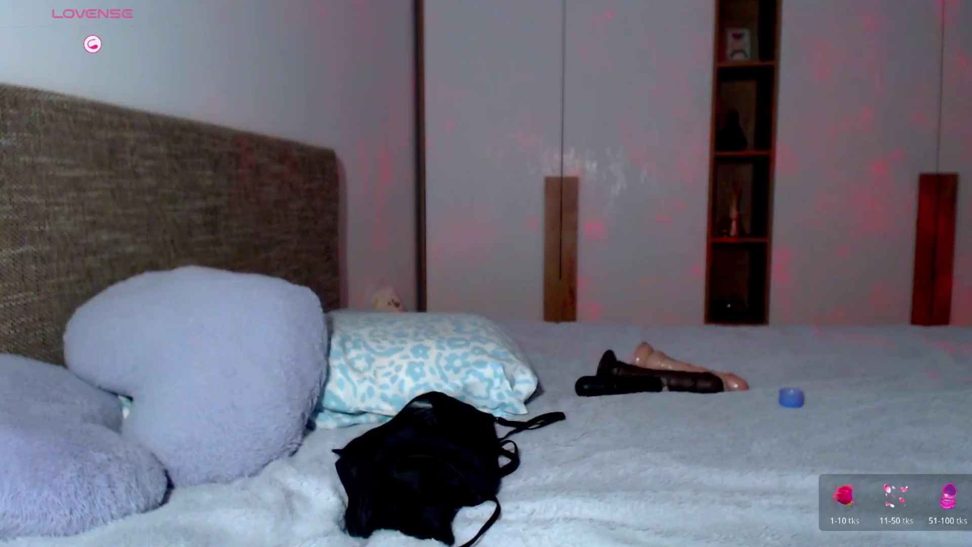 Gallery image thumbnail from AlliBday's myfreecams stream on, 03/03/2026, 19:50 image 6 of 20