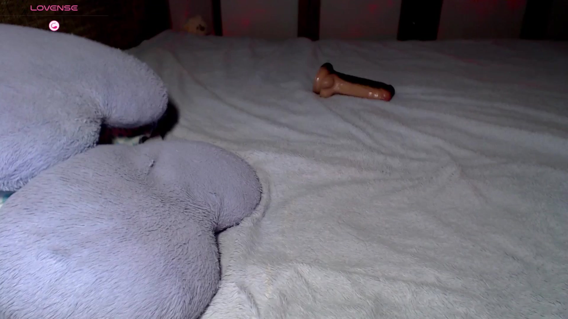 Gallery image thumbnail from AlliBday's myfreecams stream on, 03/13/2026, 19:39 image 11 of 20