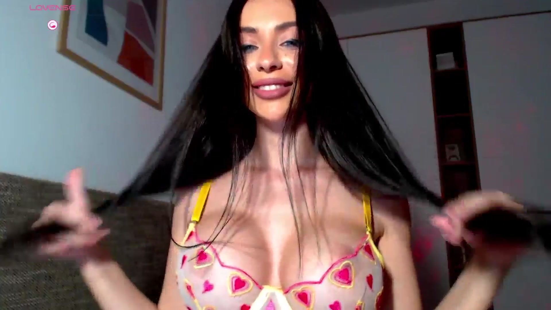 Gallery image thumbnail from AlliBday's myfreecams stream on, 03/25/2026, 19:03 image 19 of 20