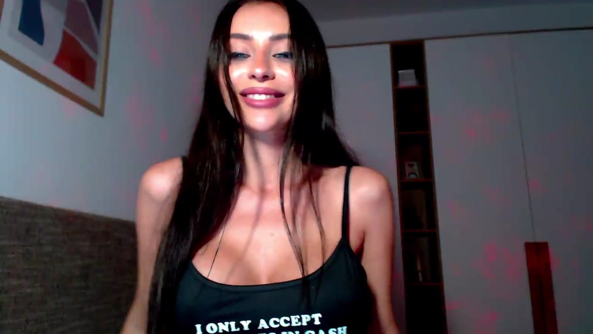 Gallery image thumbnail from Alli_'s myfreecams stream on, 06/24/2026, 19:08 image 14 of 20