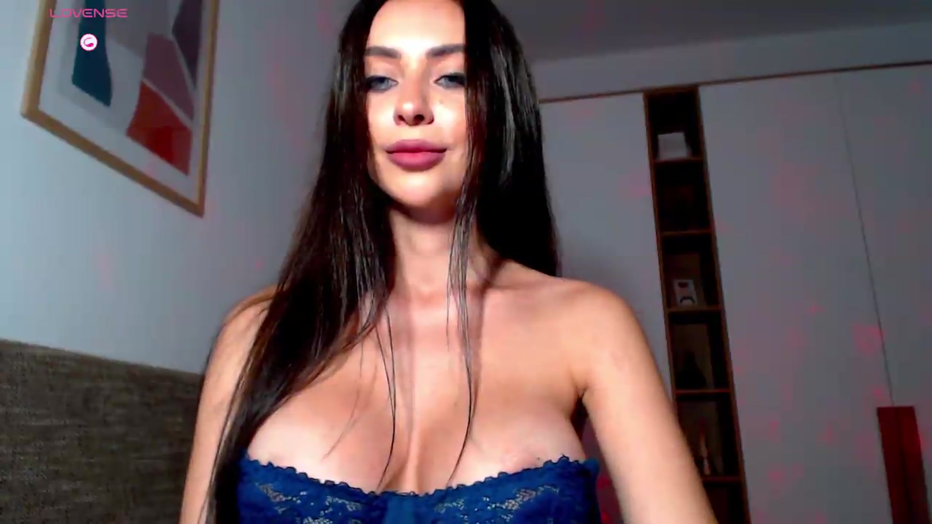 Gallery image thumbnail from Alli_'s myfreecams stream on, 06/28/2026, 15:04 image 13 of 20