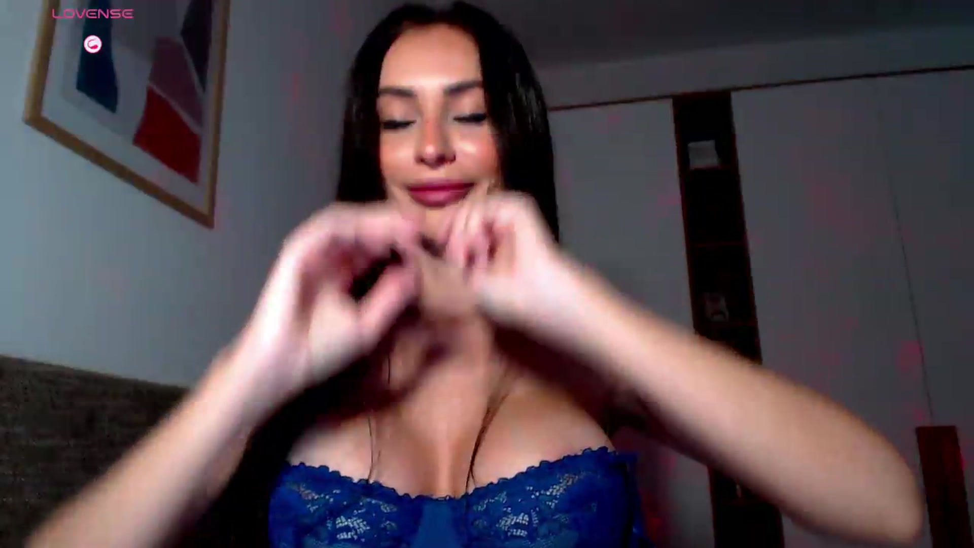 Gallery image thumbnail from Alli_'s myfreecams stream on, 06/28/2026, 15:04 image 10 of 20