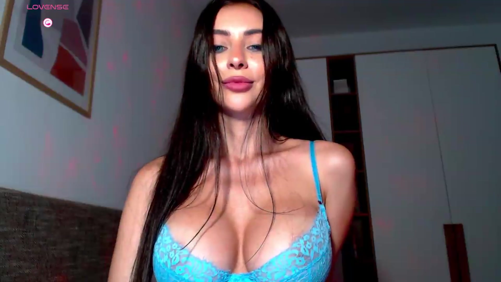 Gallery image thumbnail from Alli_'s myfreecams stream on, 07/01/2026, 14:57 image 16 of 20