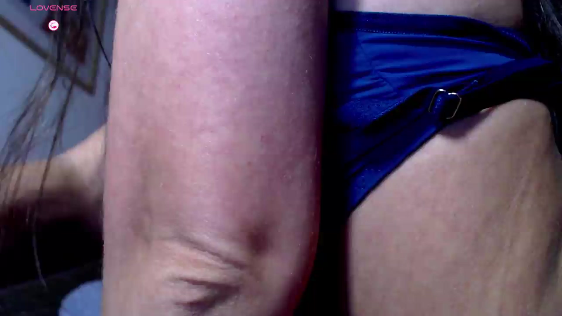 Gallery image thumbnail from Alli_'s myfreecams stream on, 07/08/2026, 19:37 image 5 of 20
