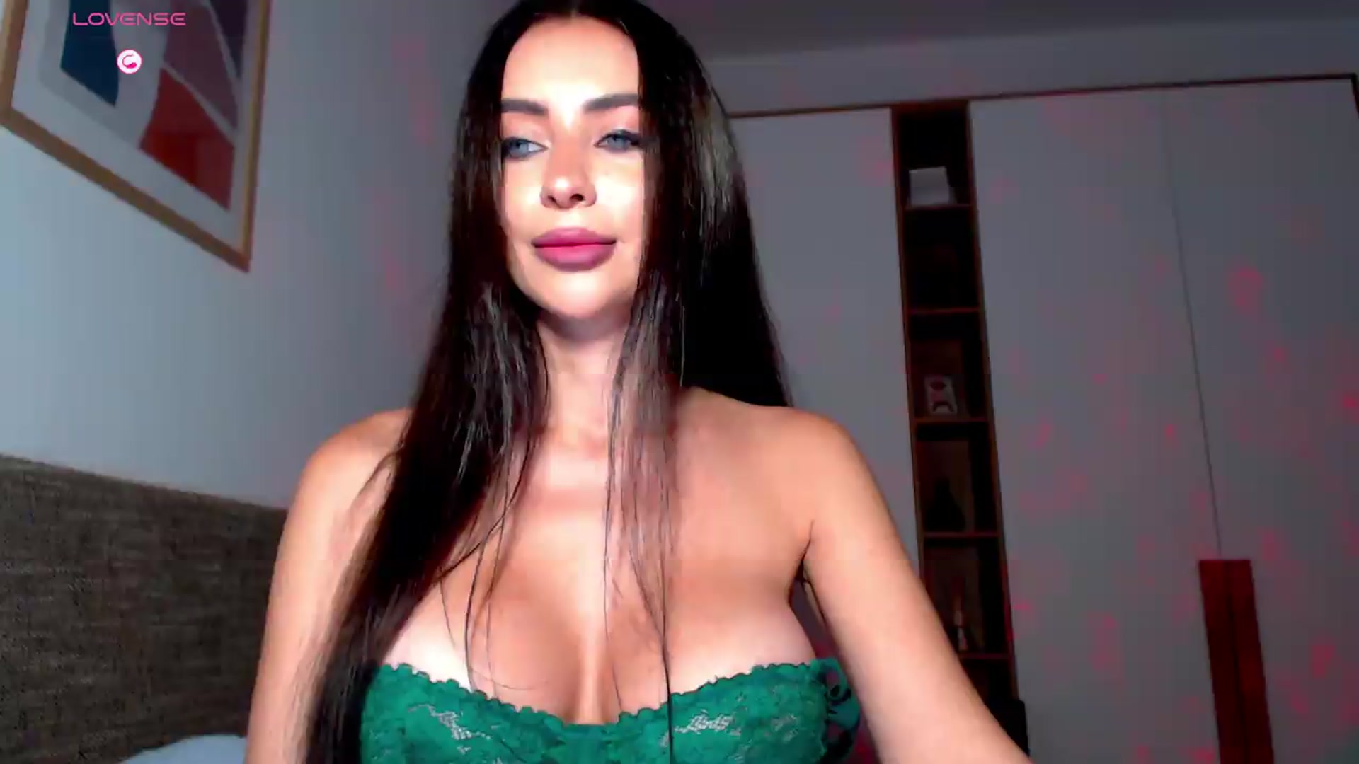 Gallery image thumbnail from Alli_'s myfreecams stream on, 08/01/2026, 10:49 image 5 of 20