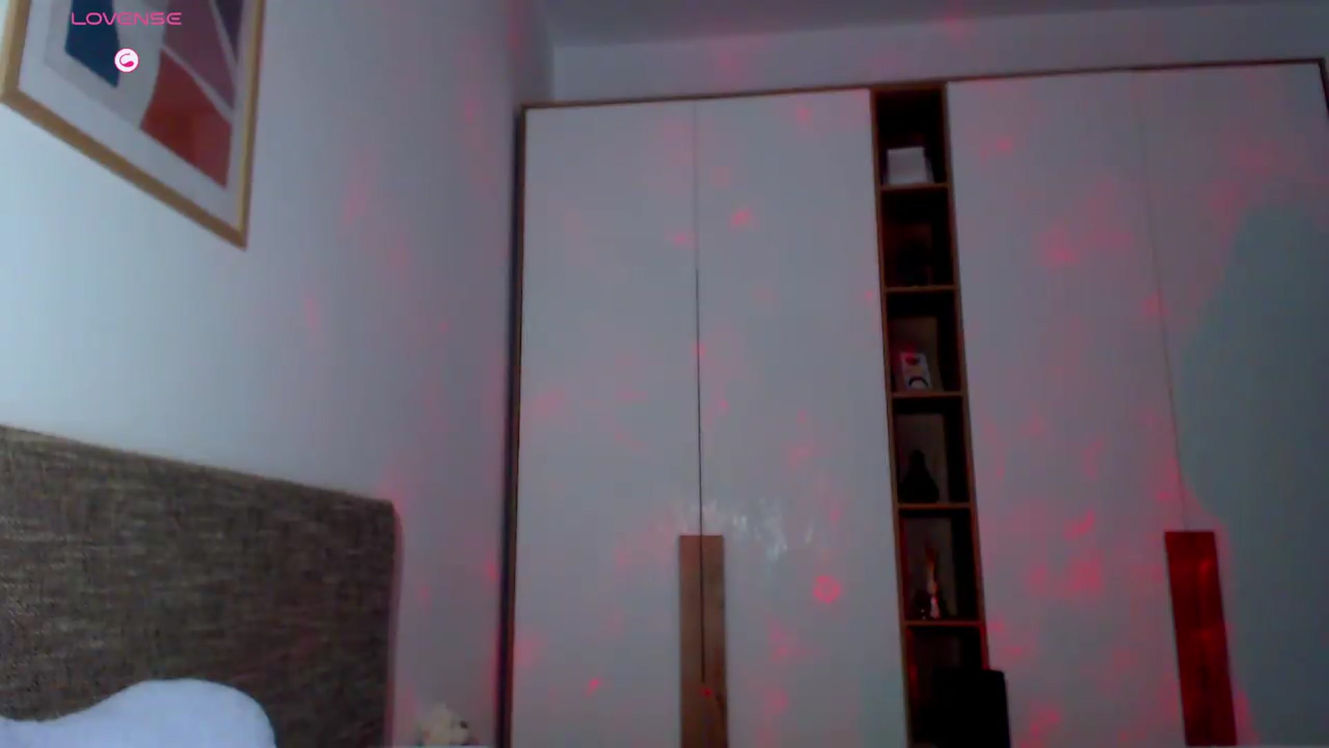 Gallery image thumbnail from Alli_'s myfreecams stream on, 08/21/2026, 12:56 image 6 of 20