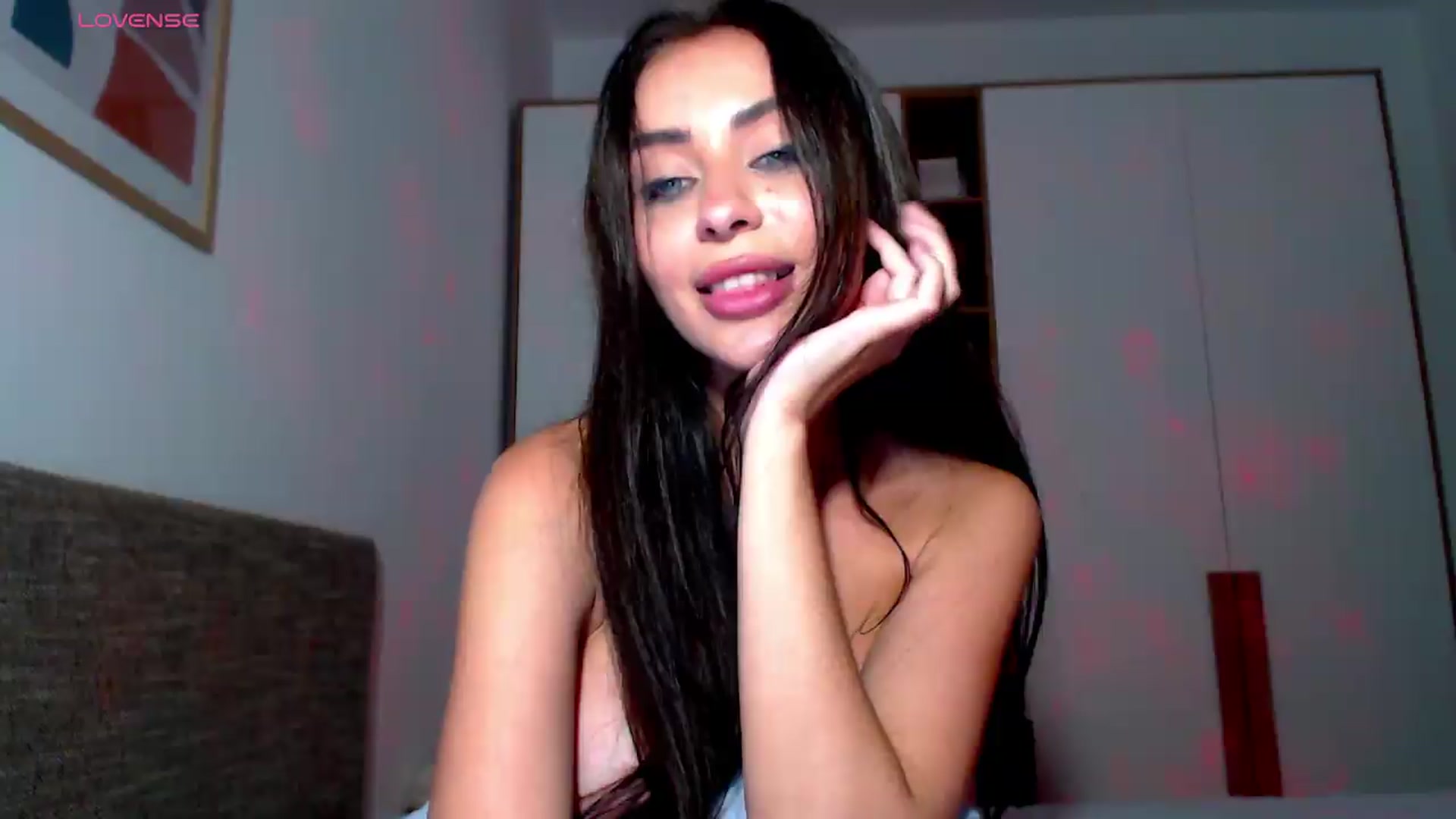 Gallery image thumbnail from Alli_'s myfreecams stream on, 08/28/2026, 19:12 image 19 of 20