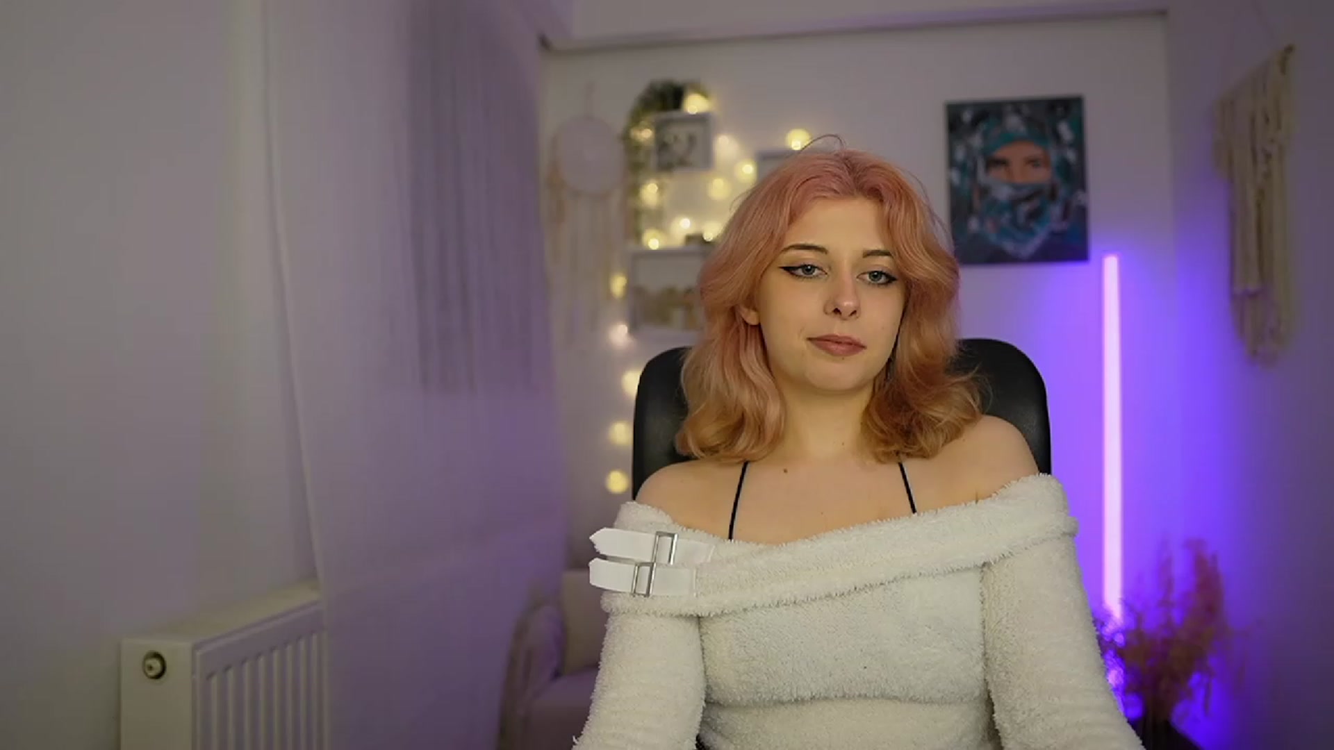 Gallery image thumbnail from Allice_Bong's myfreecams stream on, 02/20/2024, 20:22 image 4 of 20