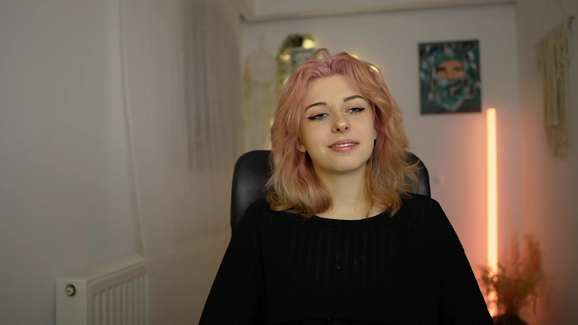 Gallery image thumbnail from Allice_Bong's myfreecams stream on, 02/21/2024, 19:48 image 19 of 20