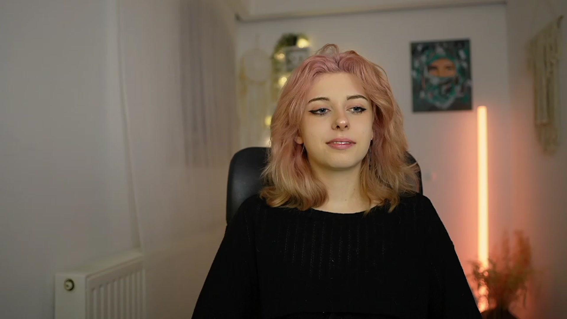 Gallery image thumbnail from Allice_Bong's myfreecams stream on, 02/21/2024, 19:48 image 18 of 20