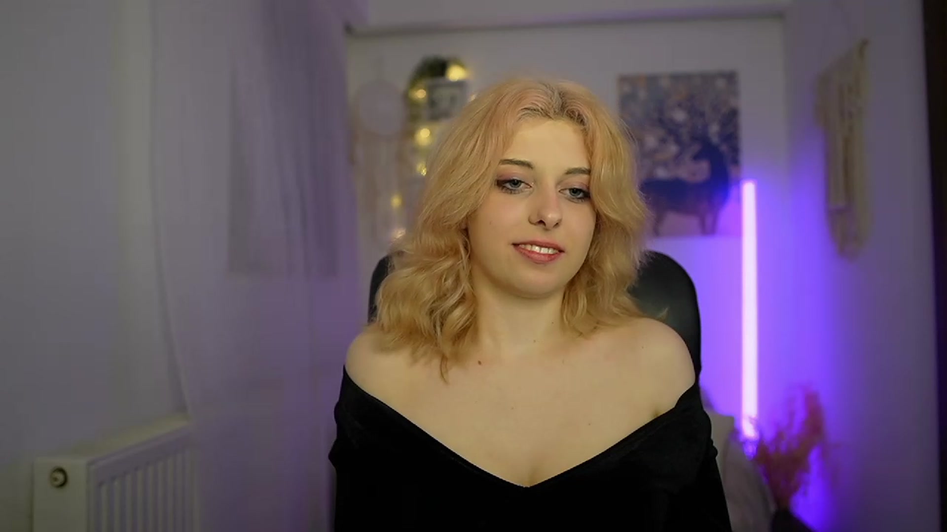Gallery image thumbnail from Allice_Bong's myfreecams stream on, 03/02/2024, 21:03 image 17 of 20