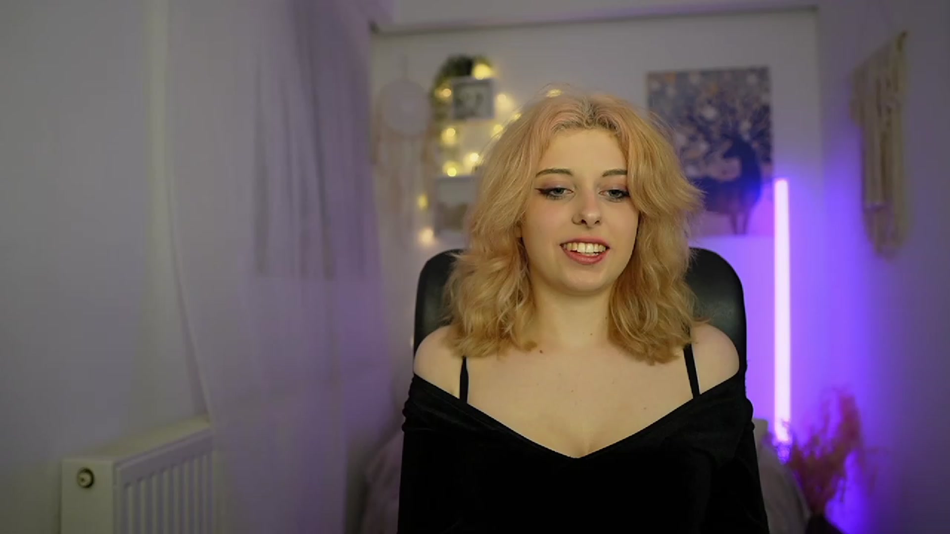 Gallery image thumbnail from Allice_Bong's myfreecams stream on, 03/02/2024, 21:03 image 8 of 20