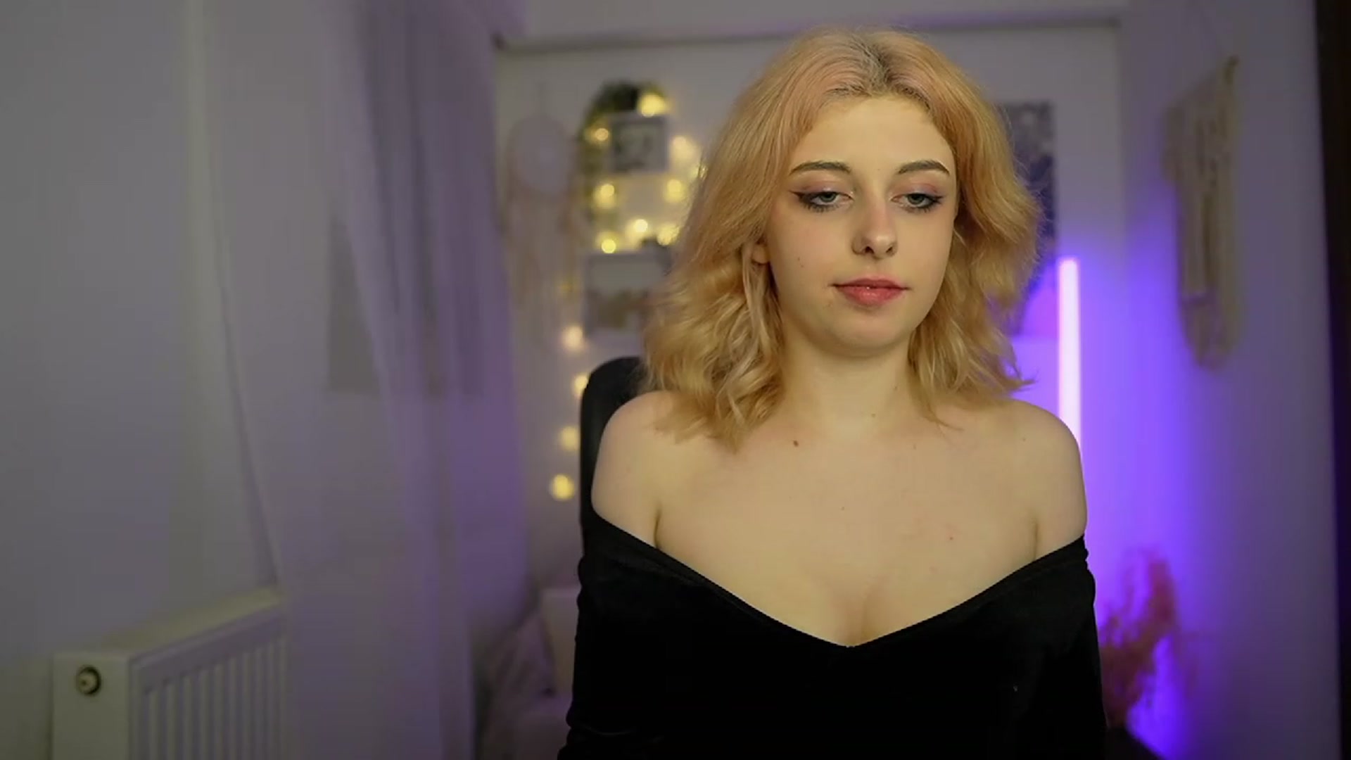 Gallery image thumbnail from Allice_Bong's myfreecams stream on, 03/02/2024, 21:03 image 20 of 20