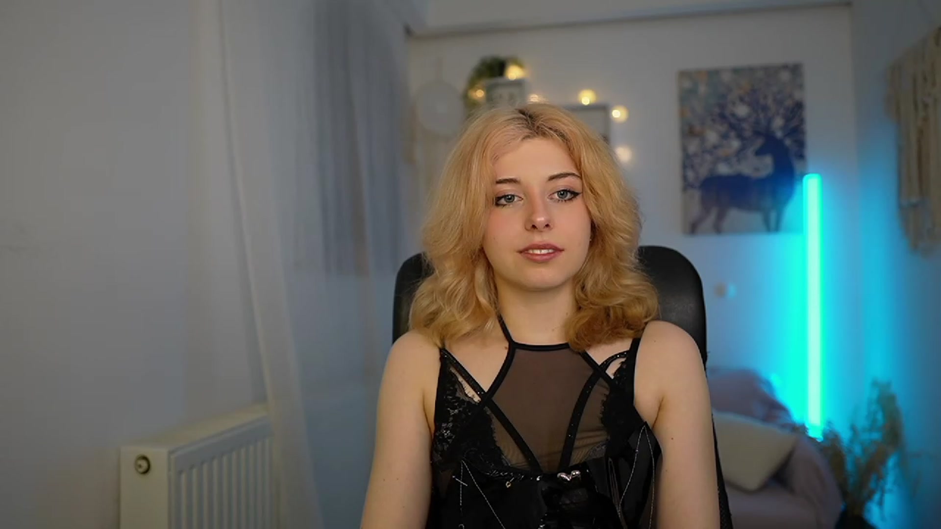 Gallery image thumbnail from Allice_Bong's myfreecams stream on, 03/07/2024, 20:31 image 17 of 20