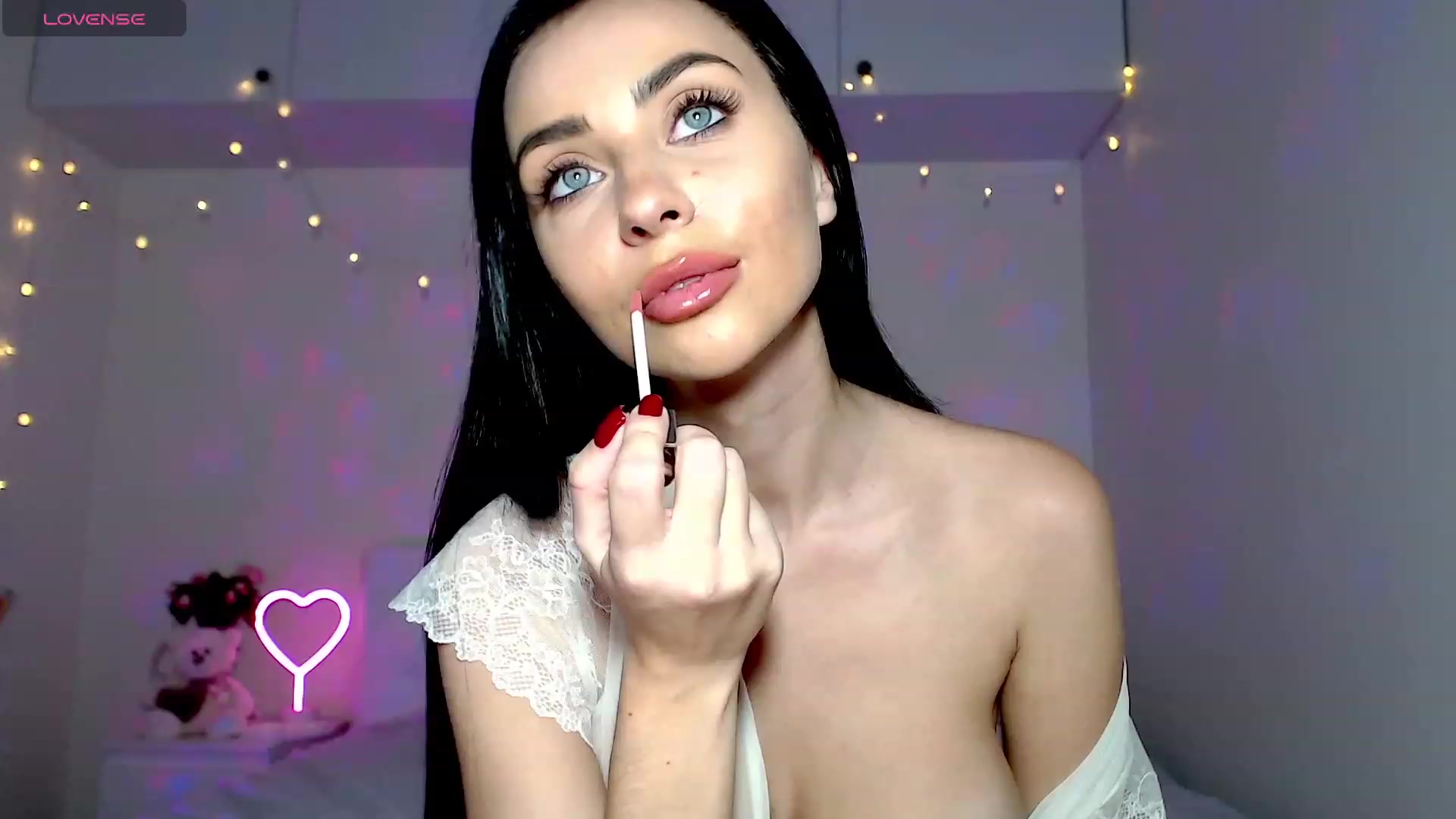 Gallery image thumbnail from Alliciya's myfreecams stream on, 12/02/2023, 24:59 image 6 of 20