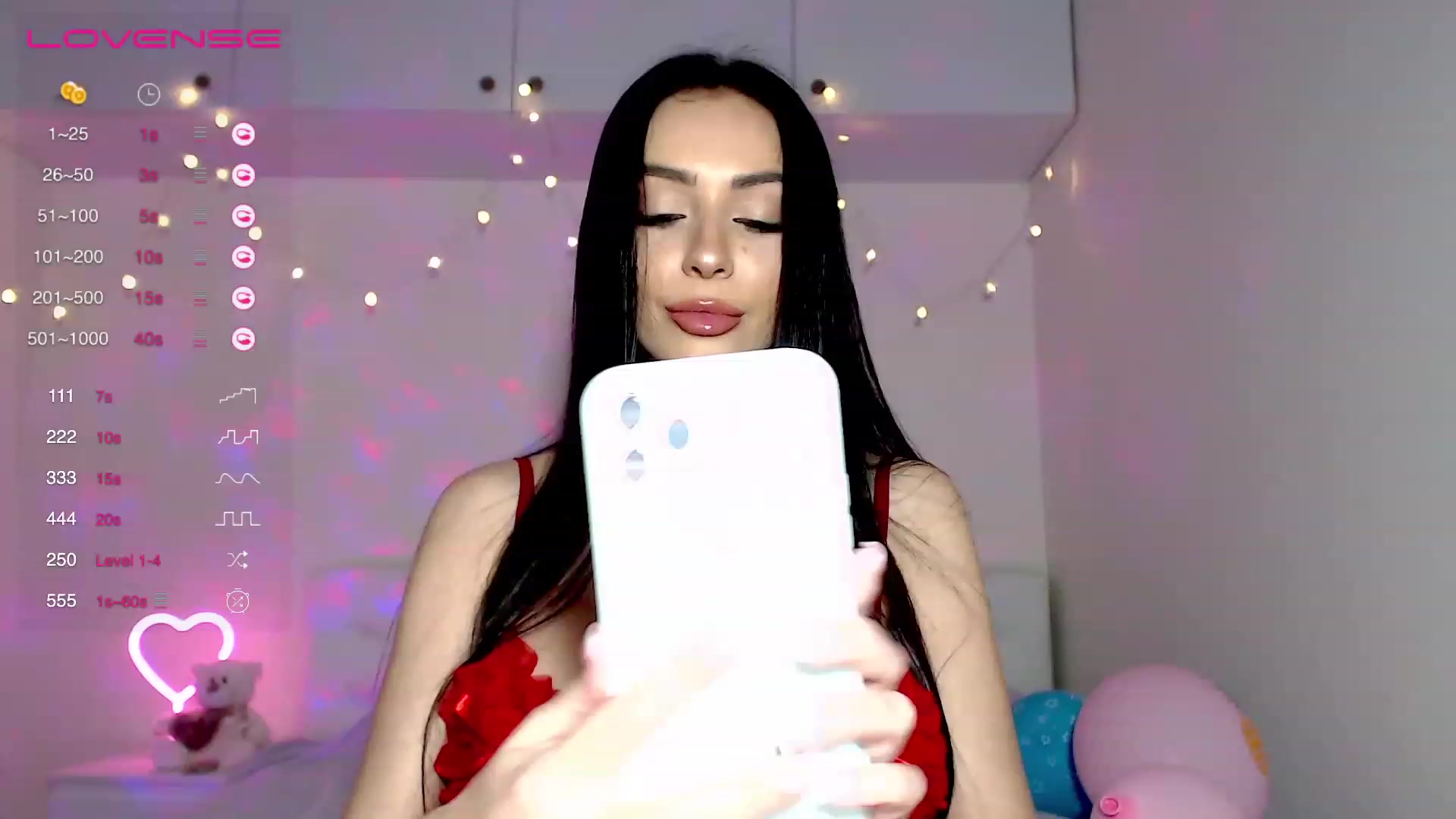 Gallery image thumbnail from Alliciya's myfreecams stream on, 12/25/2023, 16:19 image 12 of 20