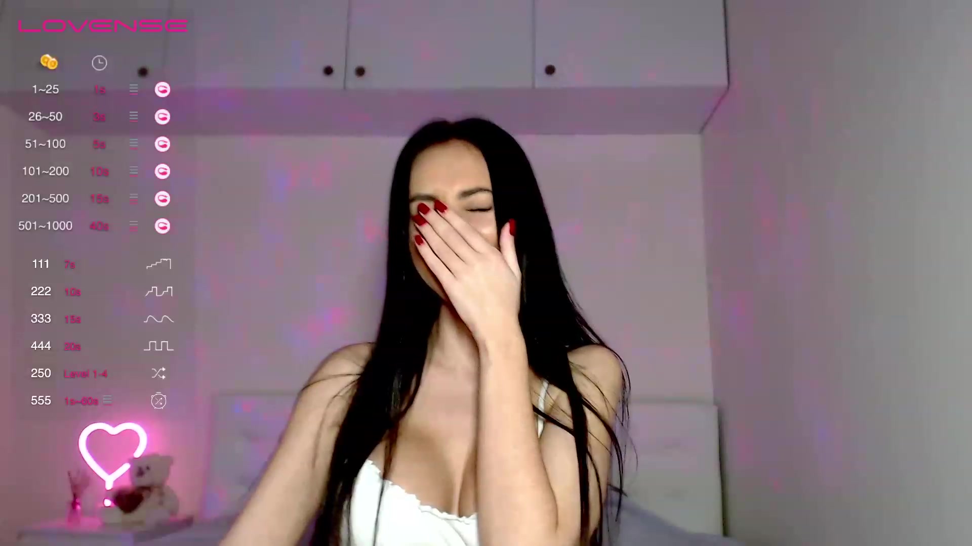 Gallery image thumbnail from Alliciya's myfreecams stream on, 02/06/2024, 20:11 image 8 of 20