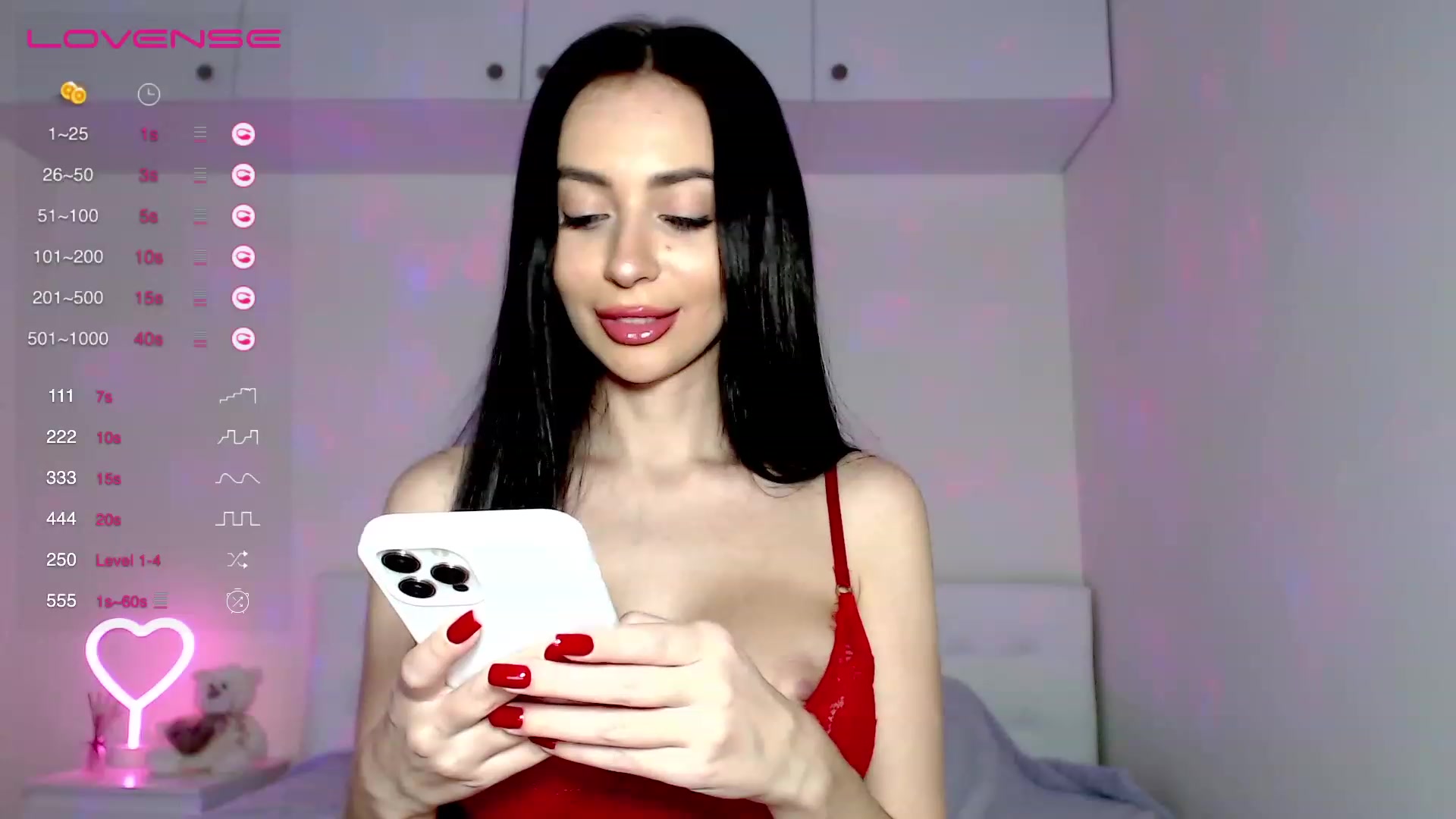 Gallery image thumbnail from Alliciya's myfreecams stream on, 02/09/2024, 18:21 image 16 of 20