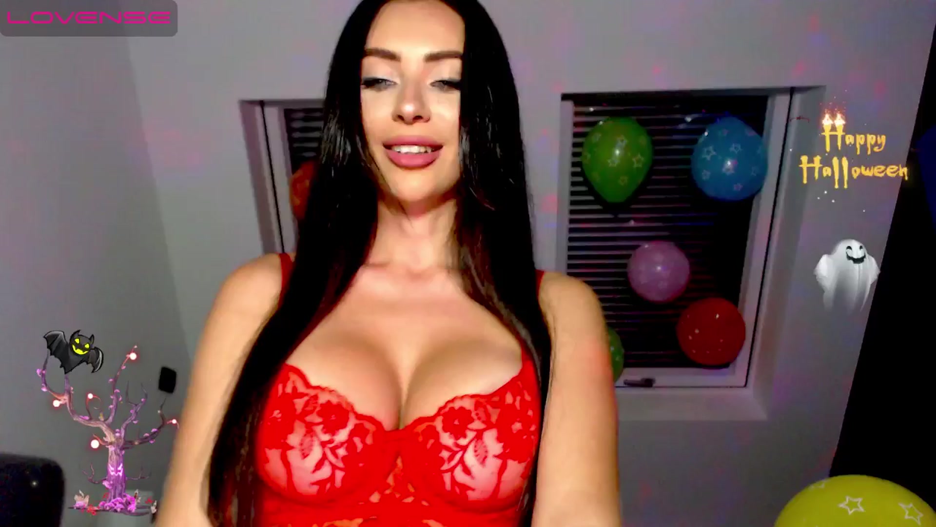 Gallery image thumbnail from Alliciya's myfreecams stream on, 11/02/2024, 18:56 image 8 of 20