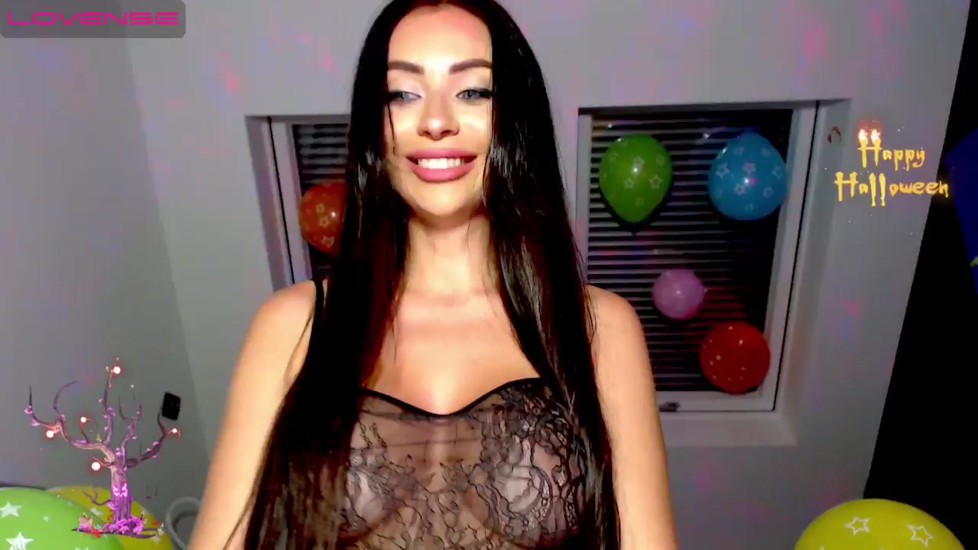 Gallery image thumbnail from Alliciya's myfreecams stream on, 11/02/2024, 20:42 image 18 of 20