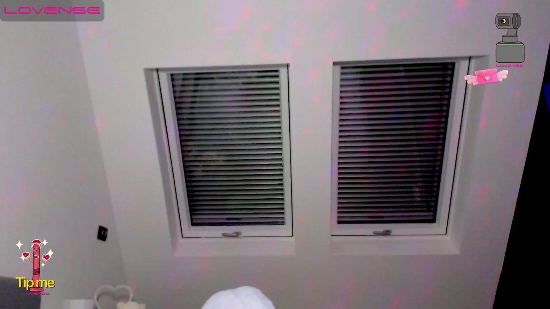 Gallery image thumbnail from Alliciya's myfreecams stream on, 11/09/2024, 22:23 image 8 of 20