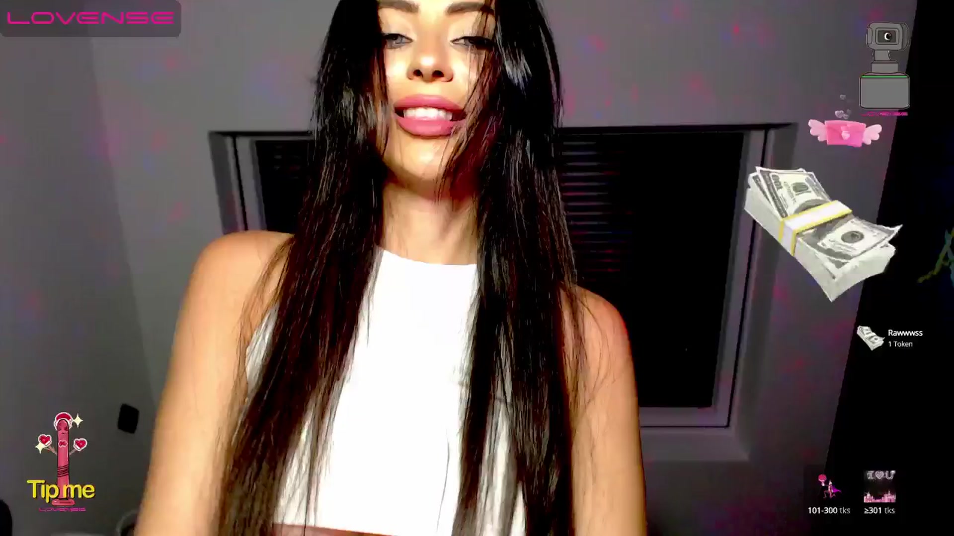 Gallery image thumbnail from Alliciya's myfreecams stream on, 11/10/2024, 20:55 image 13 of 20
