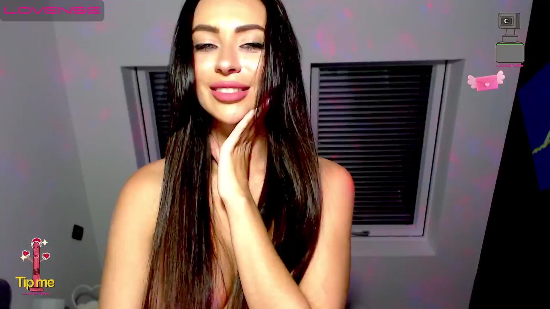 Gallery image thumbnail from Alliciya's myfreecams stream on, 11/10/2024, 23:00 image 3 of 20