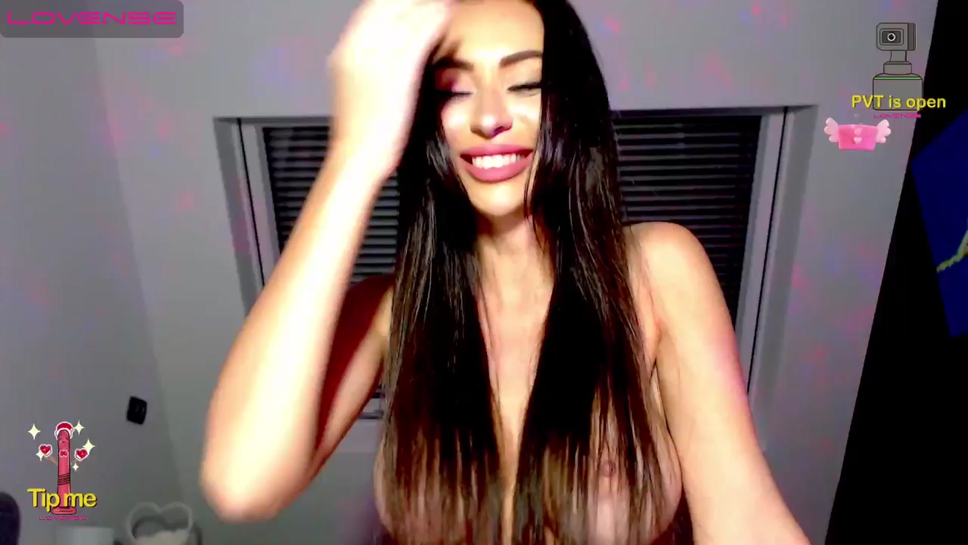 Gallery image thumbnail from Alliciya's myfreecams stream on, 11/10/2024, 23:00 image 19 of 20