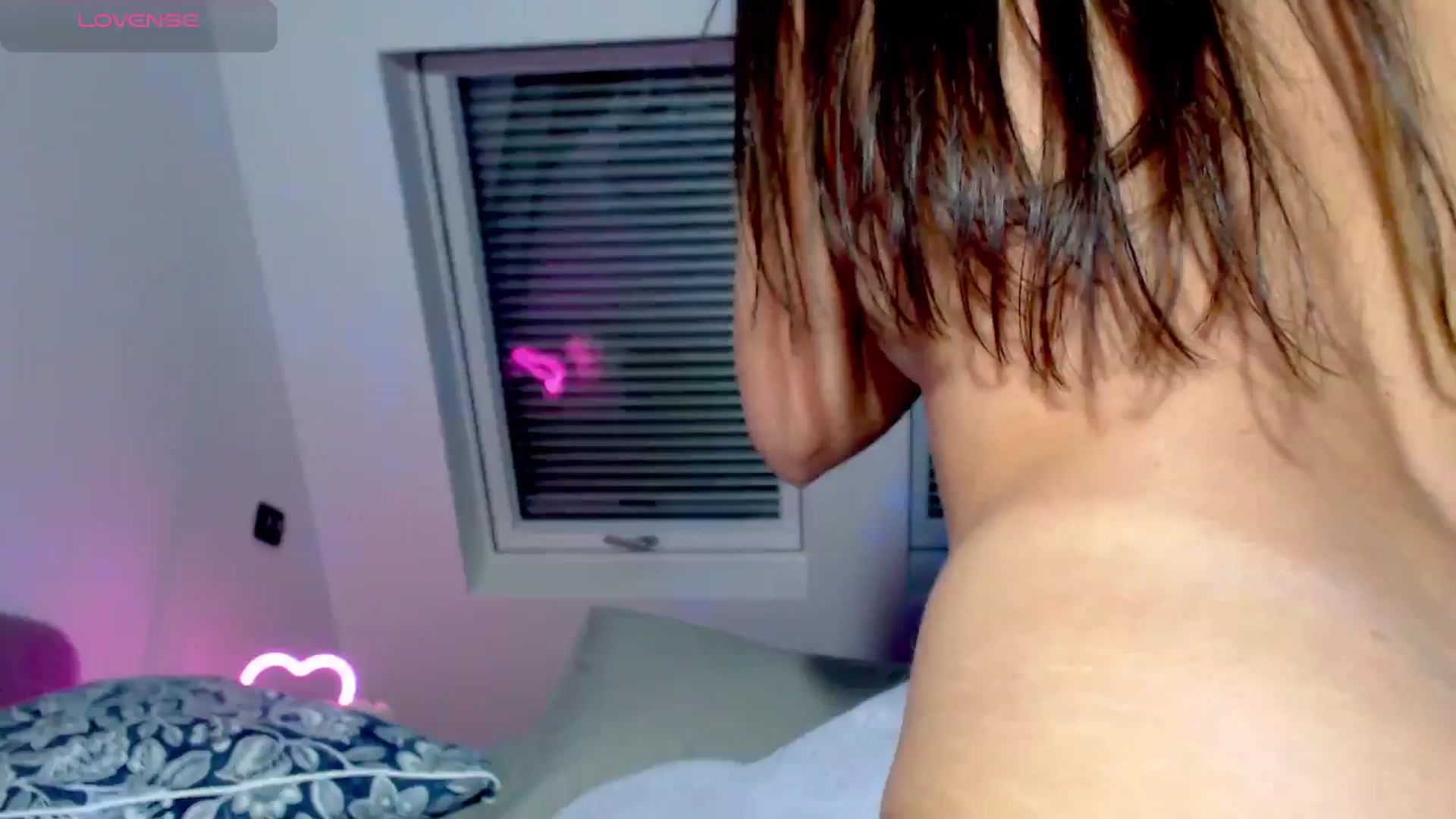 Gallery image thumbnail from Alliciya's myfreecams stream on, 12/01/2024, 15:13 image 9 of 20