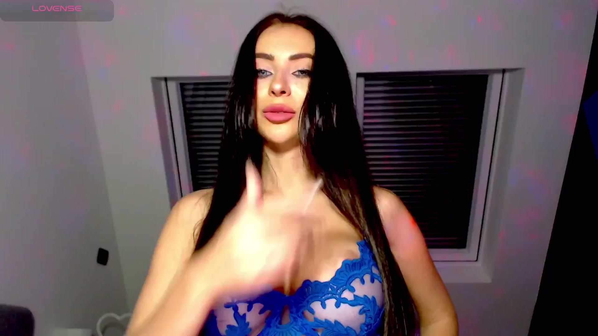 Gallery image thumbnail from Alliciya's myfreecams stream on, 12/02/2024, 16:52 image 10 of 20