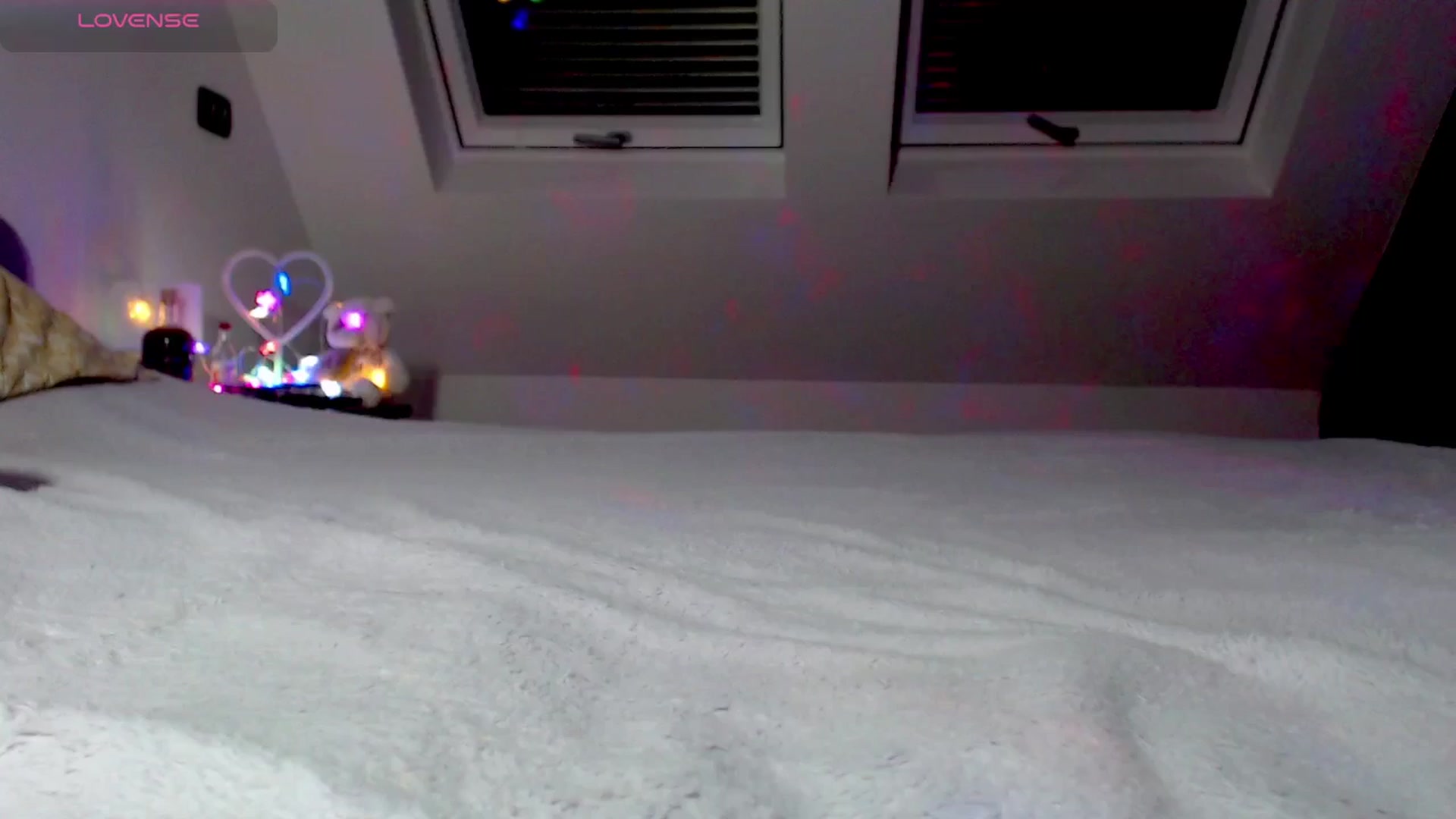 Gallery image thumbnail from Alliciya's myfreecams stream on, 12/28/2024, 24:01 image 5 of 20