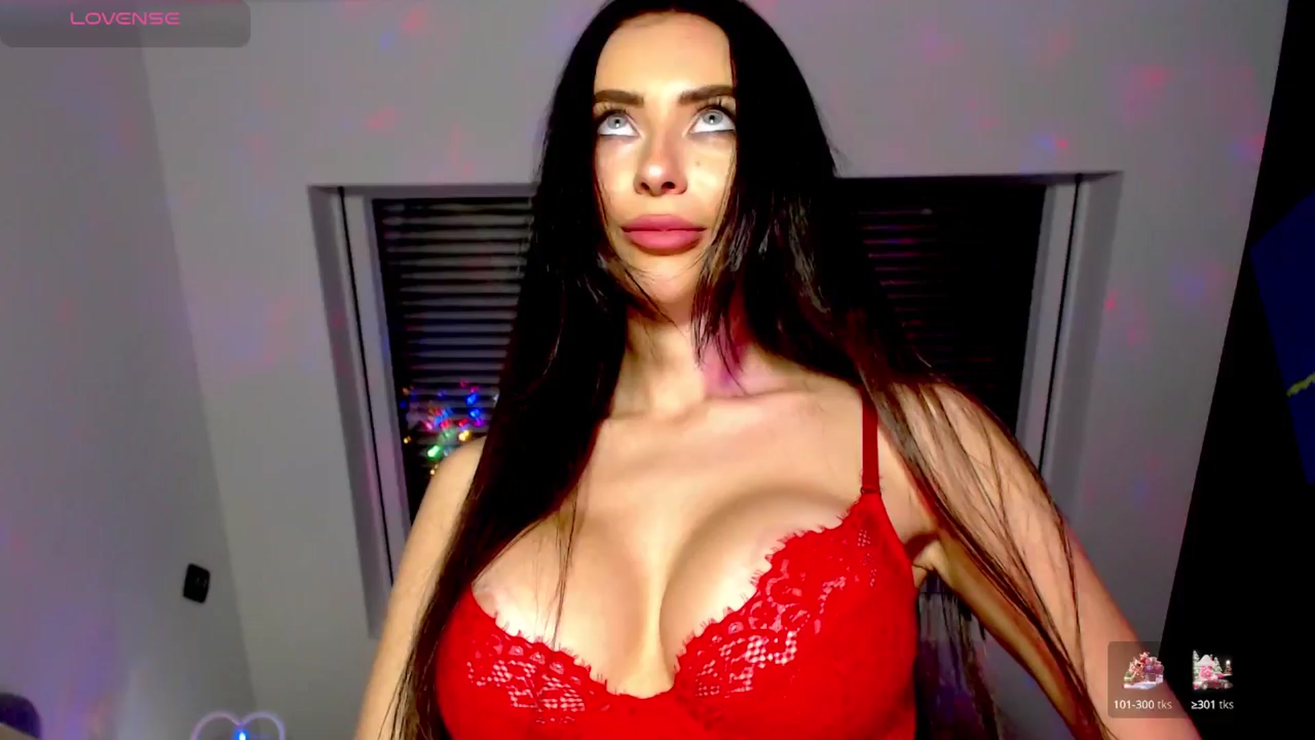 Gallery image thumbnail from Alliciya's myfreecams stream on, 12/28/2024, 16:53 image 17 of 20