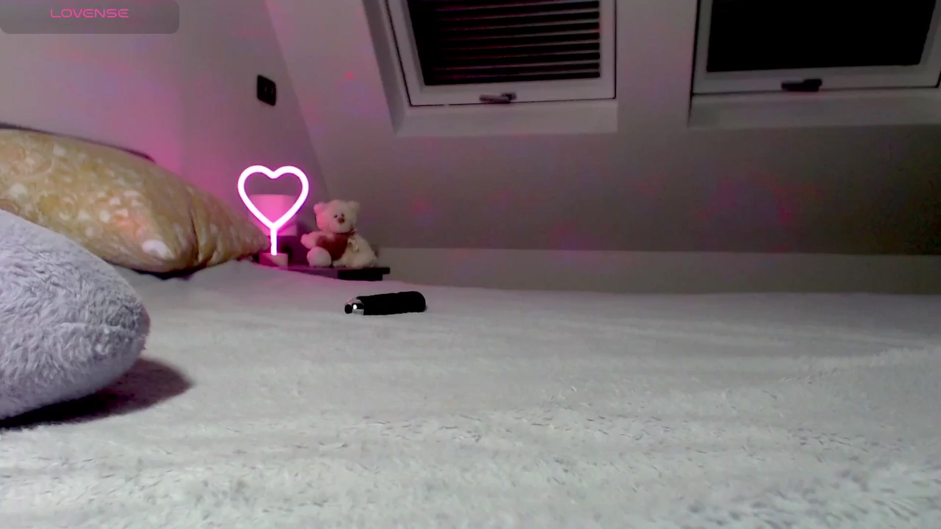 Gallery image thumbnail from Alliciya's myfreecams stream on, 01/23/2025, 01:42 image 7 of 20