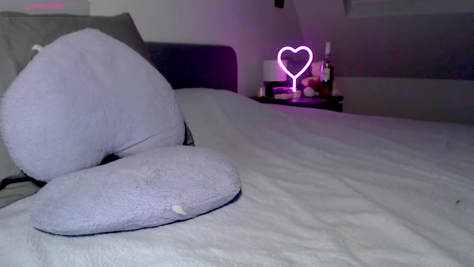 Gallery image thumbnail from Alliciya's myfreecams stream on, 02/13/2025, 04:44 image 5 of 20