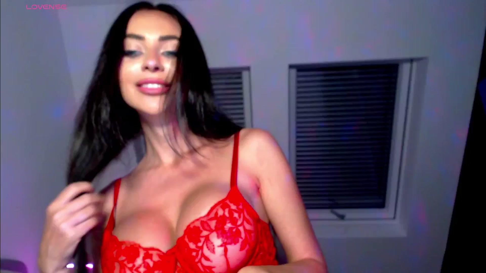 Gallery image thumbnail from Alliciya's myfreecams stream on, 05/11/2025, 21:38 image 10 of 20