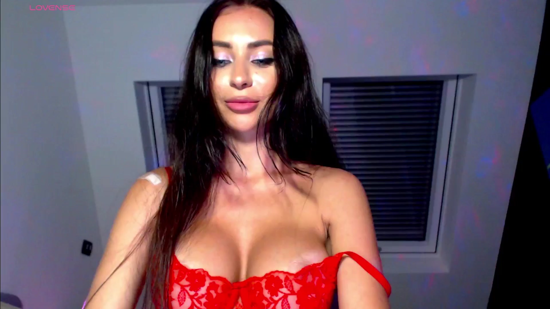 Gallery image thumbnail from Alliciya's myfreecams stream on, 06/06/2025, 22:44 image 2 of 20