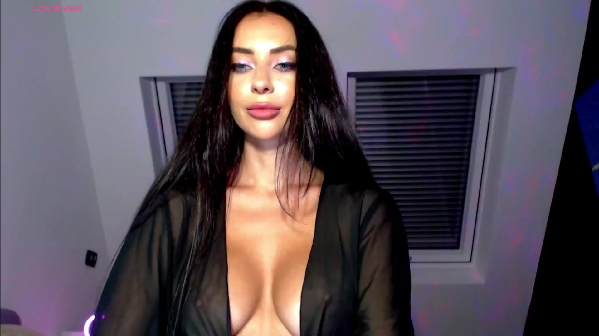 Gallery image thumbnail from Alliciya's myfreecams stream on, 06/17/2025, 17:24 image 17 of 20