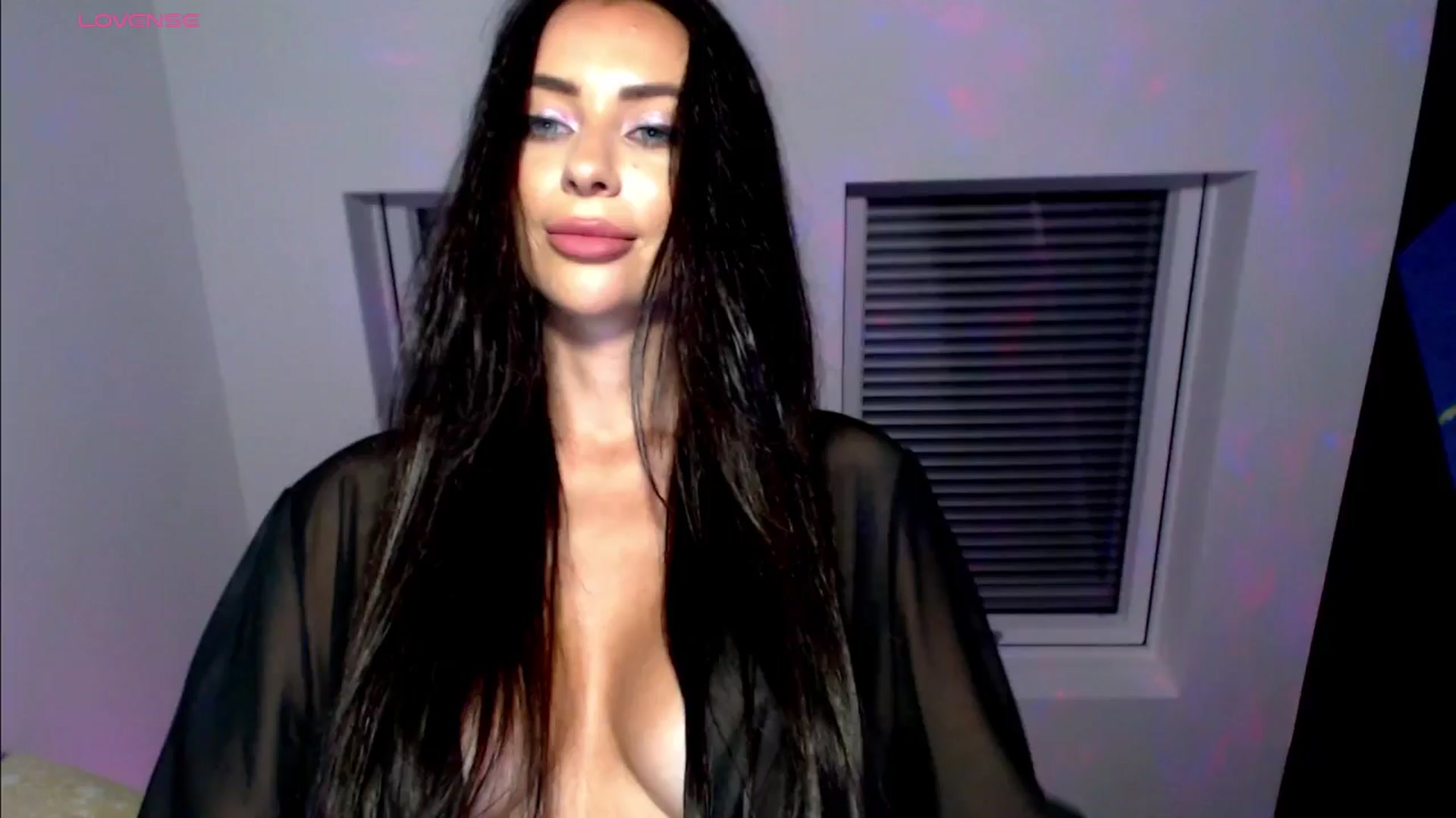 Gallery image thumbnail from Alliciya's myfreecams stream on, 06/17/2025, 18:21 image 18 of 20