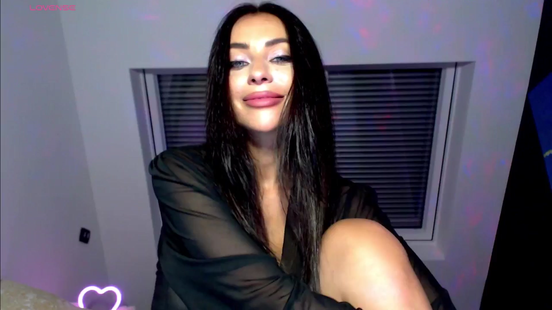 Gallery image thumbnail from Alliciya's myfreecams stream on, 06/17/2025, 20:32 image 5 of 20