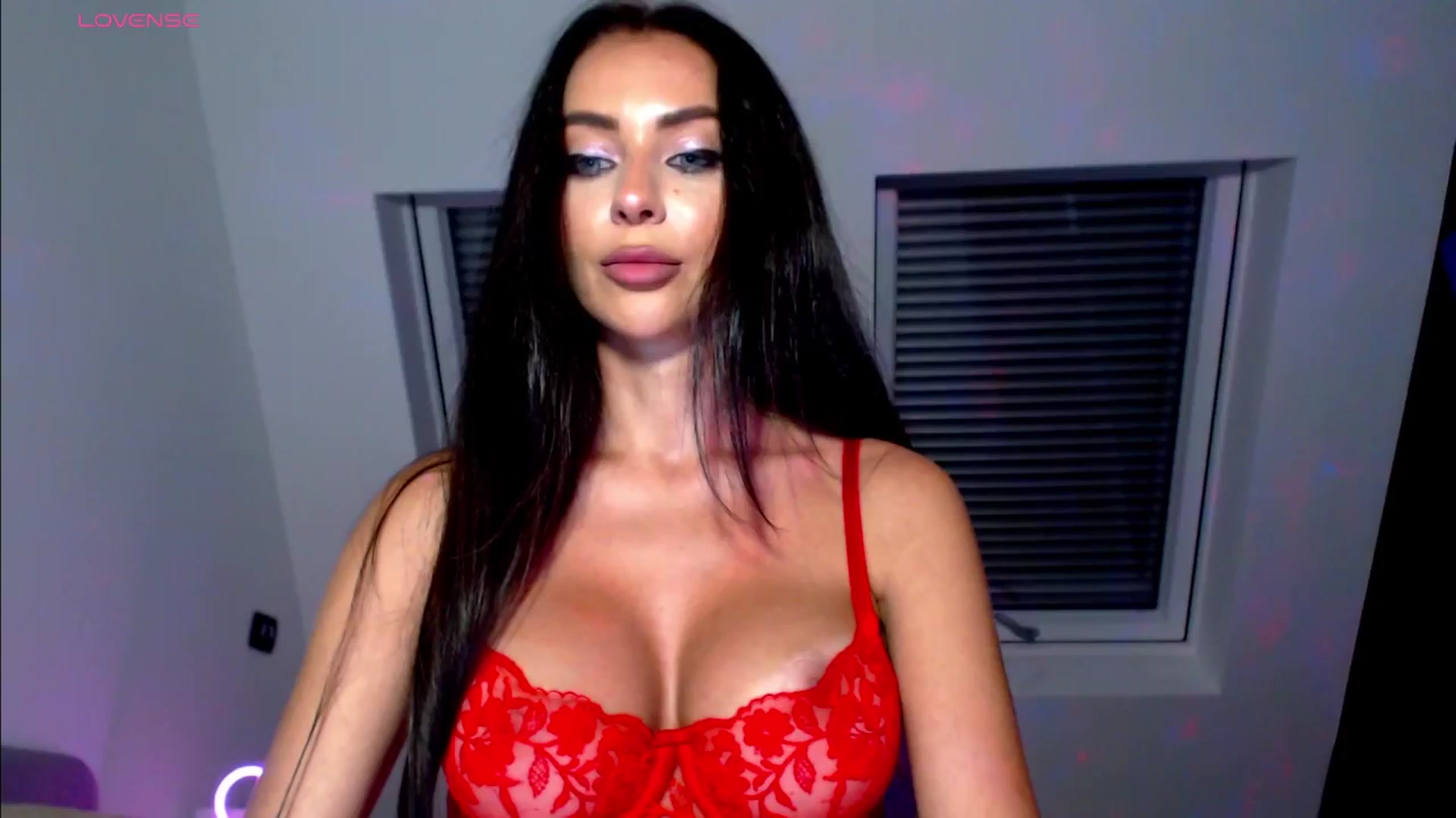 Gallery image thumbnail from Alliciya's myfreecams stream on, 06/28/2025, 22:45 image 4 of 20