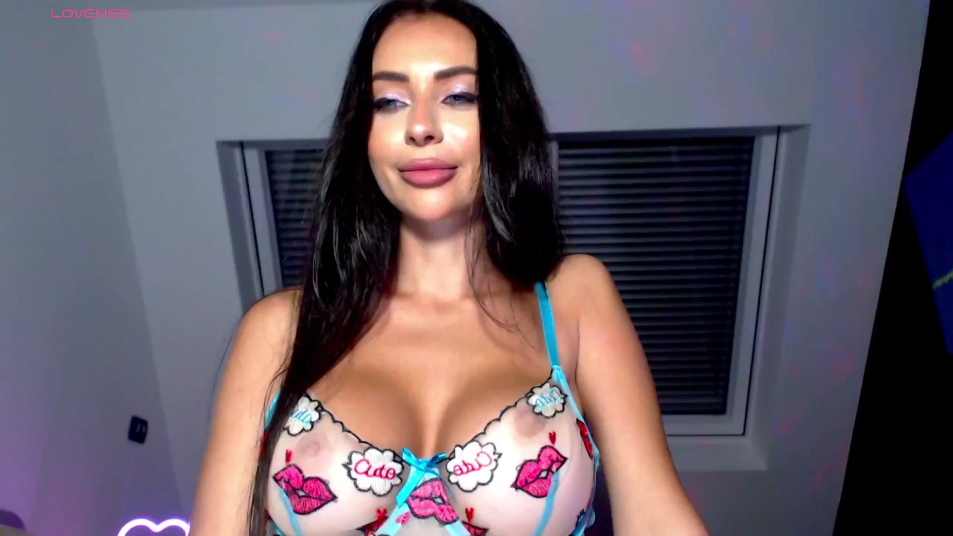 Gallery image thumbnail from Alliciya's myfreecams stream on, 06/30/2025, 16:47 image 20 of 20
