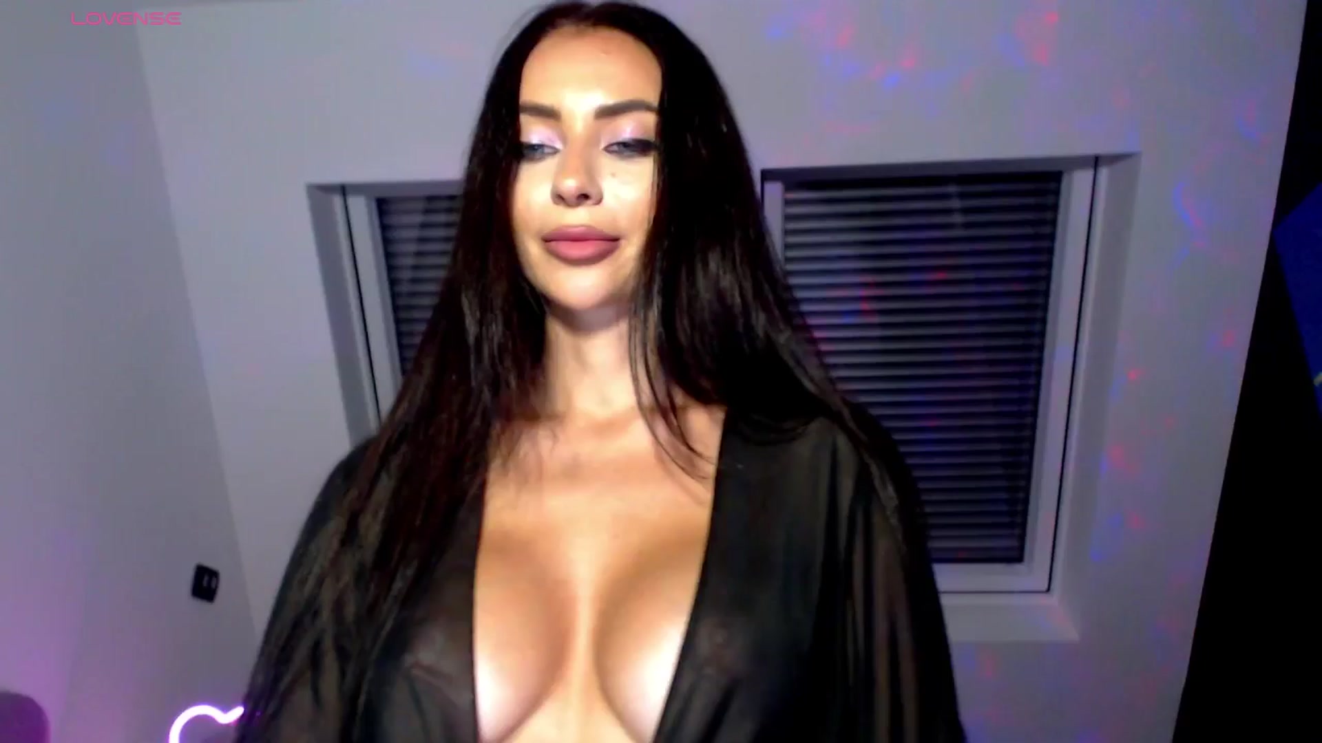 Gallery image thumbnail from Alliciya's myfreecams stream on, 07/03/2025, 23:15 image 1 of 20