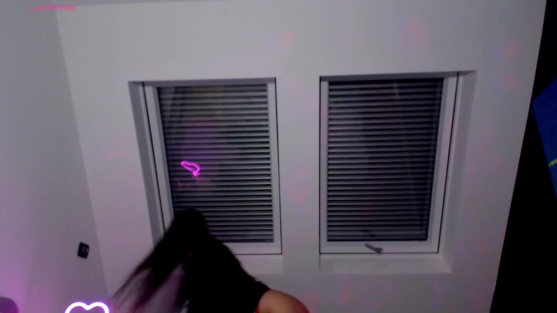 Gallery image thumbnail from Alliciya's myfreecams stream on, 07/07/2025, 17:01 image 6 of 20