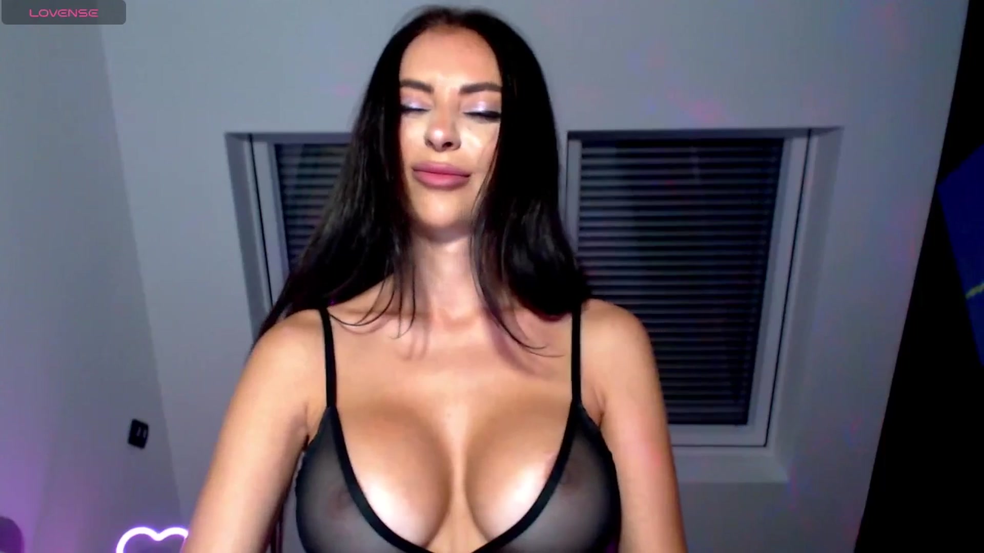 Gallery image thumbnail from Alliciya's myfreecams stream on, 07/10/2025, 17:32 image 20 of 20