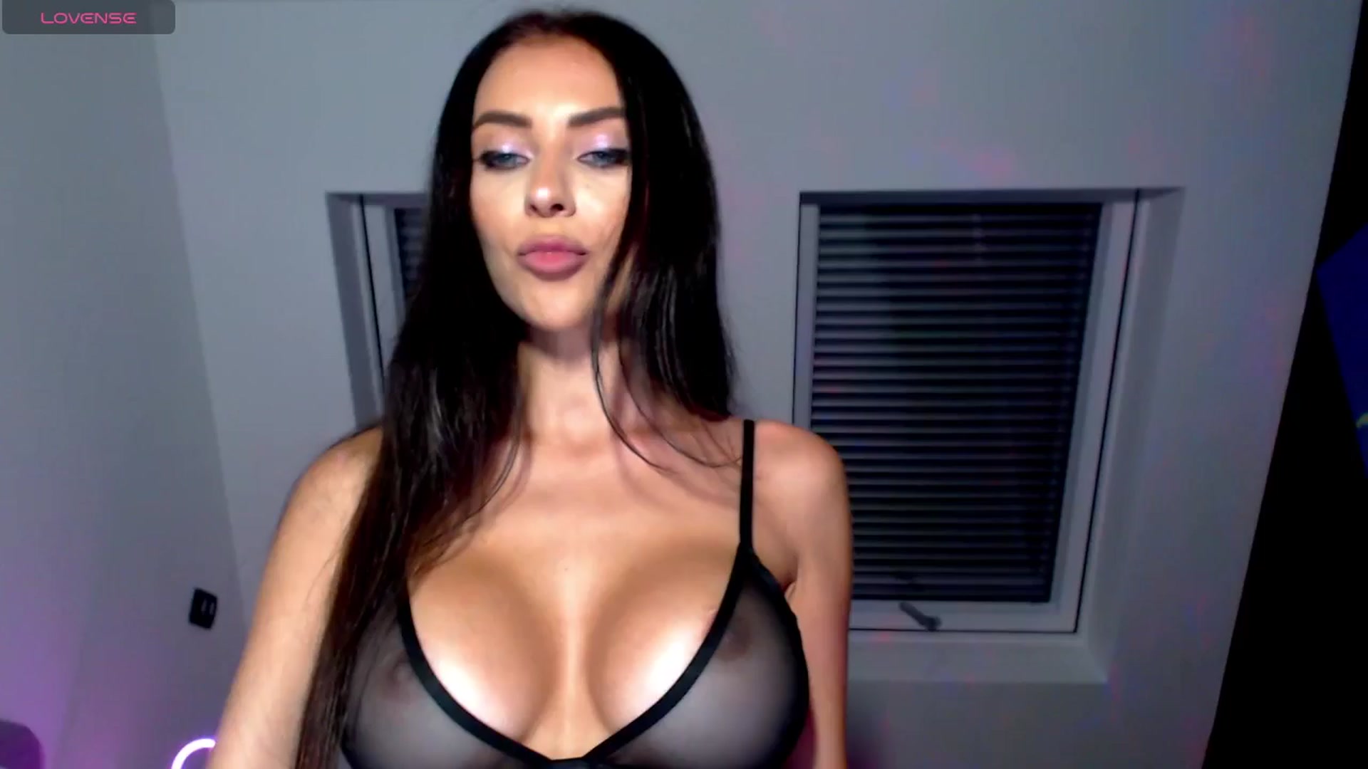 Gallery image thumbnail from Alliciya's myfreecams stream on, 07/10/2025, 17:32 image 2 of 20