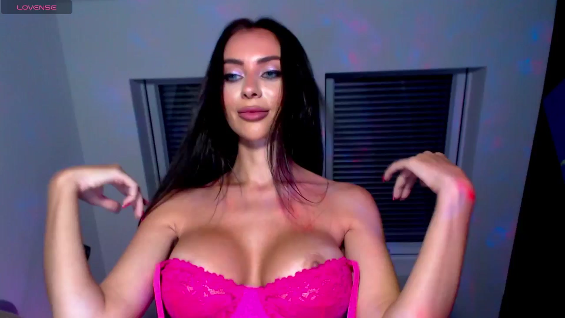 Gallery image thumbnail from Alliciya's myfreecams stream on, 07/15/2025, 16:54 image 15 of 20
