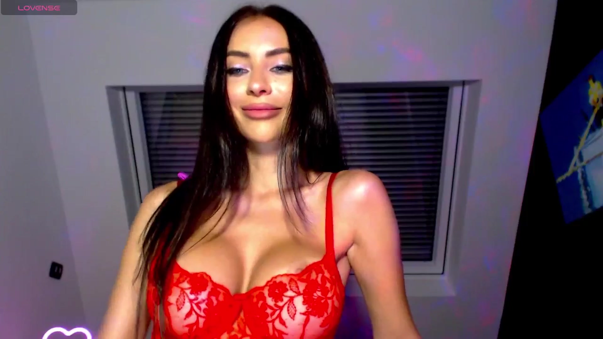 Gallery image thumbnail from Alliciya's myfreecams stream on, 07/19/2025, 18:21 image 2 of 20