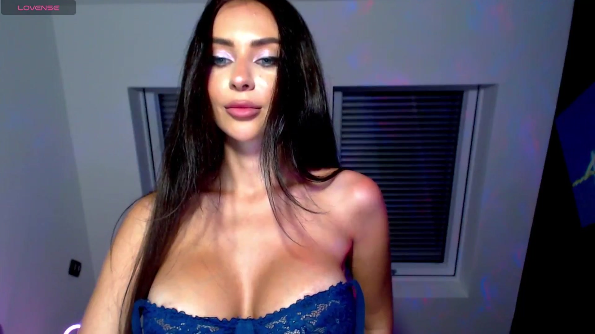 Gallery image thumbnail from Alliciya's myfreecams stream on, 07/23/2025, 17:58 image 8 of 20