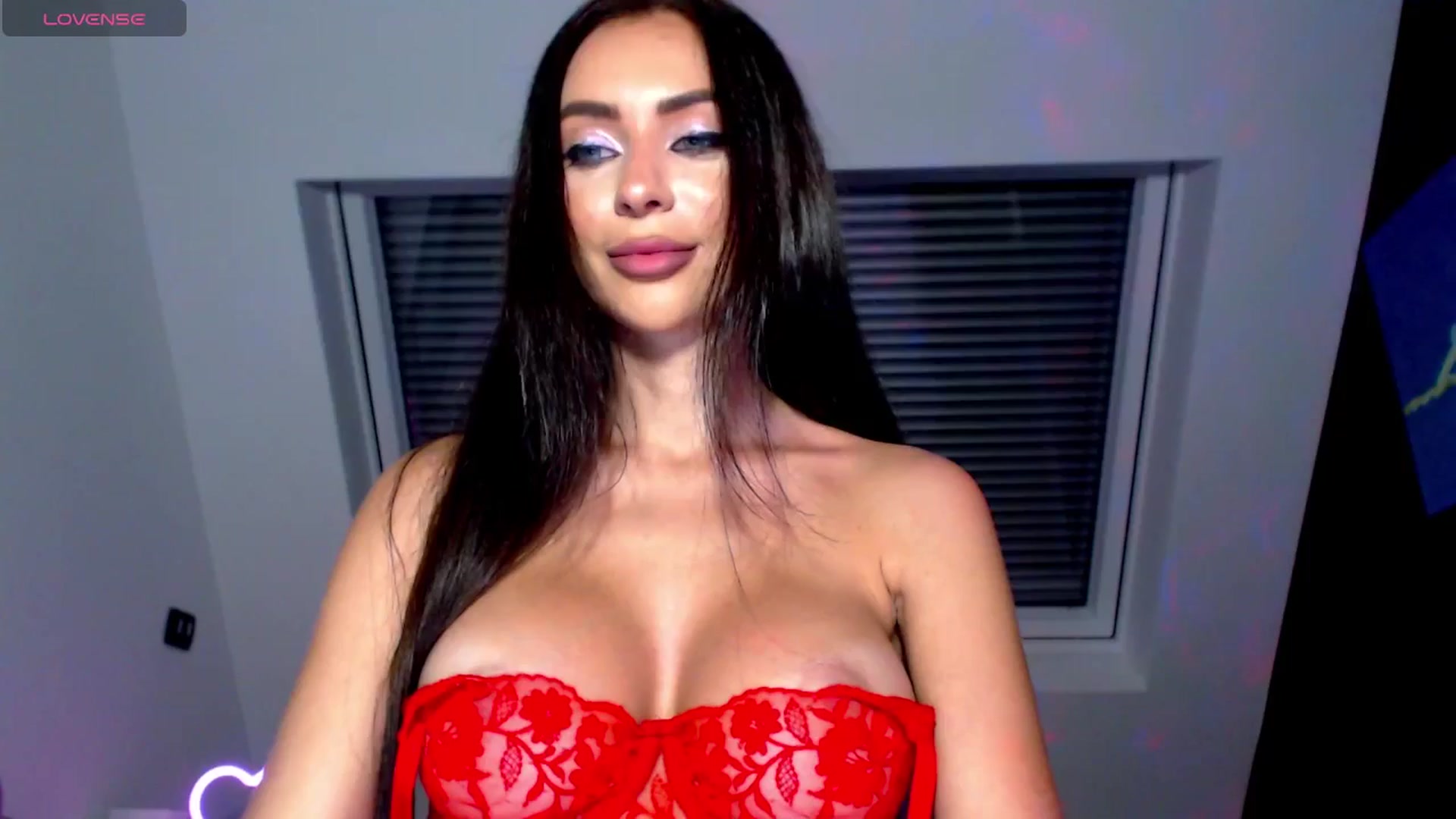 Gallery image thumbnail from Alliciya's myfreecams stream on, 08/14/2025, 21:50 image 4 of 20