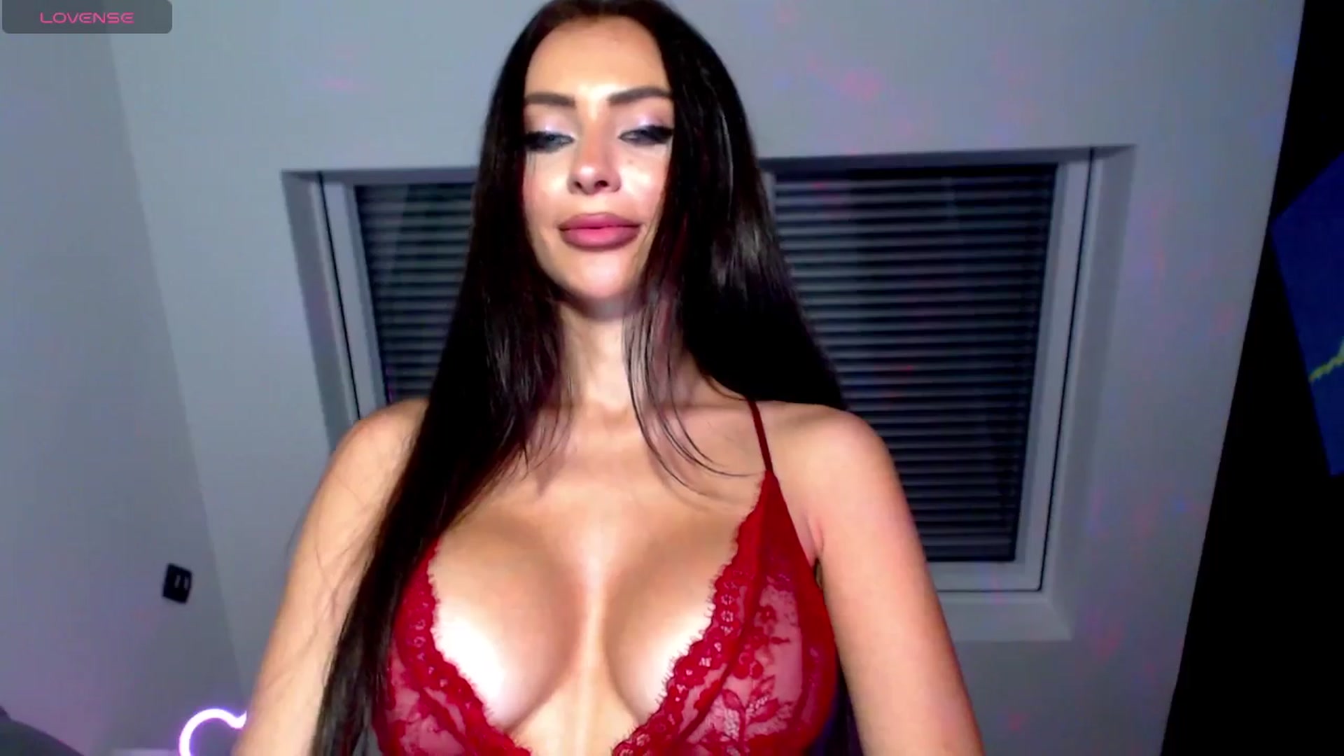 Gallery image thumbnail from Alliciya's myfreecams stream on, 08/15/2025, 22:30 image 14 of 20